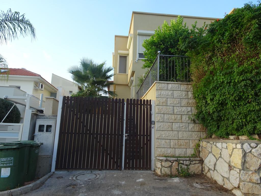 Magnificent Studio In Zichron Yaakov Sea View And Garden Zichron Ja’akow Exterior foto