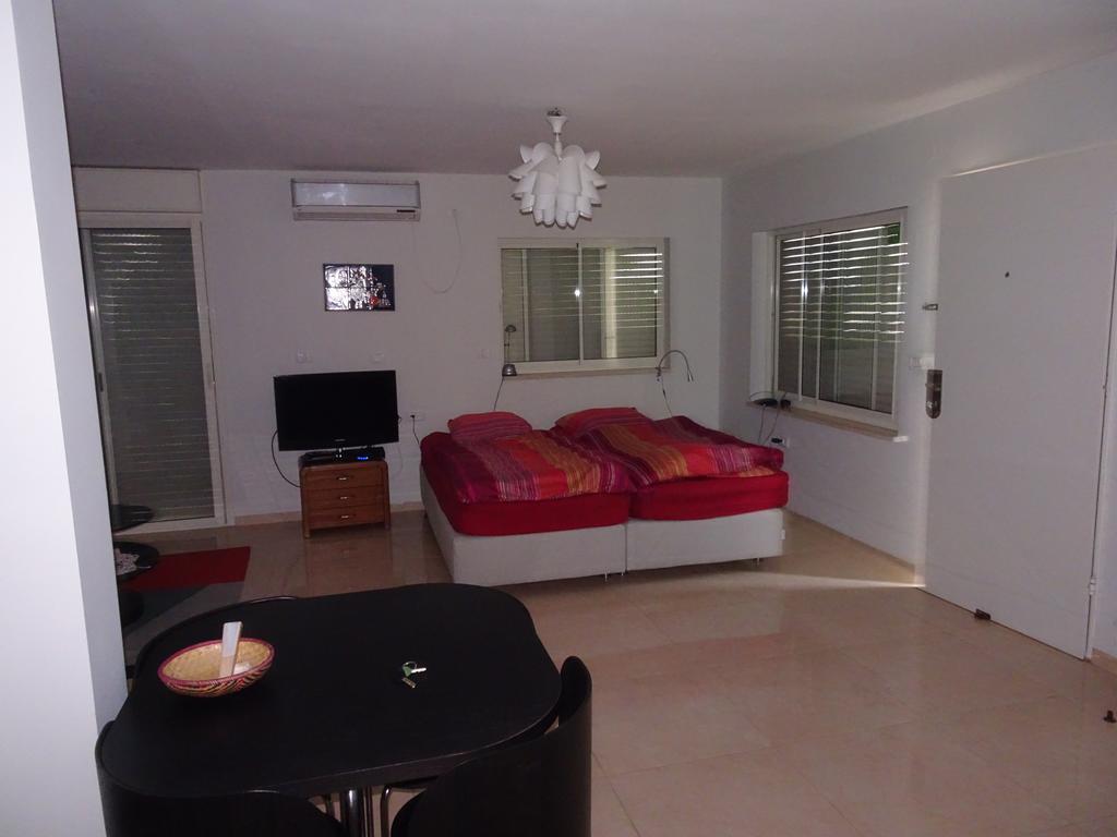 Magnificent Studio In Zichron Yaakov Sea View And Garden Zichron Ja’akow Exterior foto