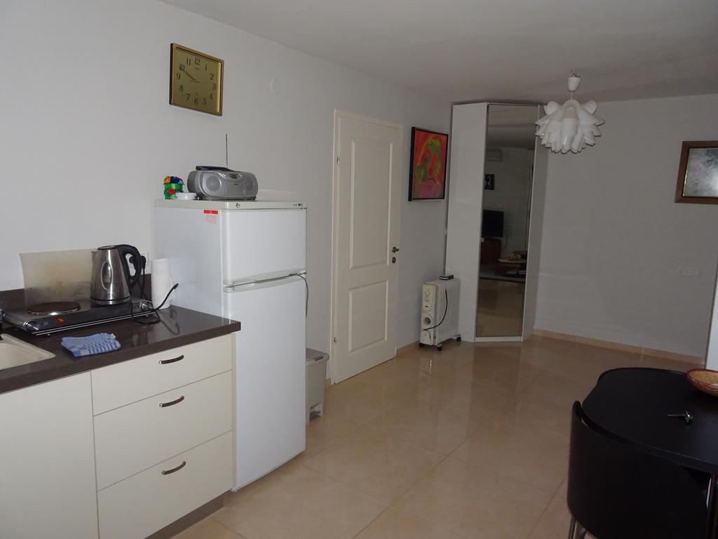 Magnificent Studio In Zichron Yaakov Sea View And Garden Zichron Ja’akow Exterior foto